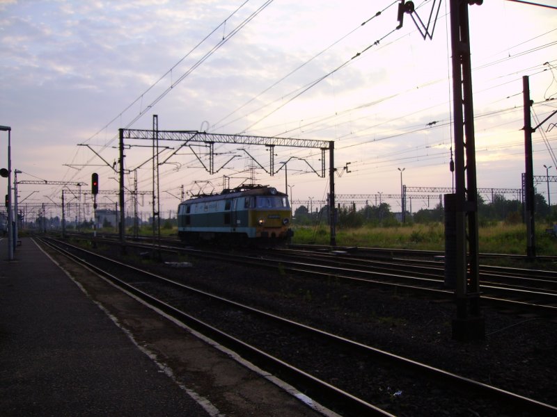 Eine ET 22 im Bahnhof Tarnowskie Gory im Sommer 2006.