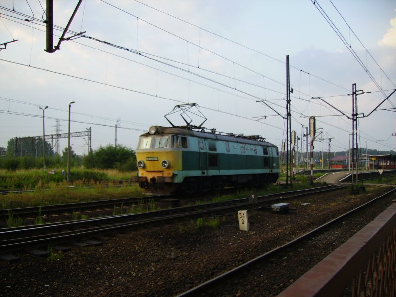 Eine ET 22 im Bahnhof Tarnowskie Gory im Sommer 2006.
